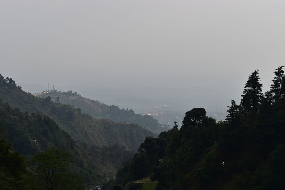 Photo of Bhagsunag Waterfall, Dharamshala, Himachal Pradesh, India by A GALLIVANT