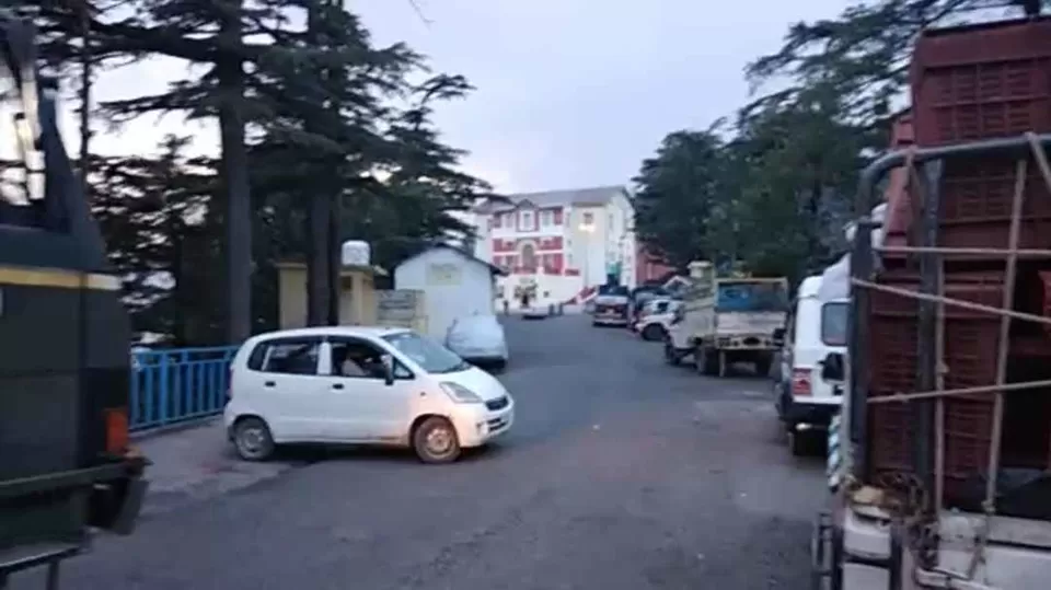 Photo of New Market Chakrata, Chakarata Road, Puran Market, Ashirwad Enclave, Balliwala, Dehradun, Uttarakhand, India by Nimish Garg