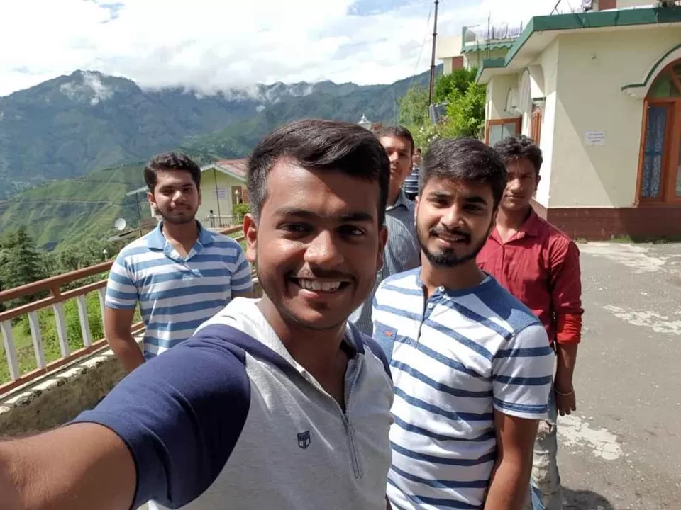 Photo of Snow View Hotel, Banglow 35, Chakrata, Uttarakhand, India by Nimish Garg