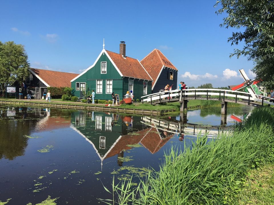 Photo of Where wind creates history & houses sing a thousand tales : Zaanse Schans by Nupur
