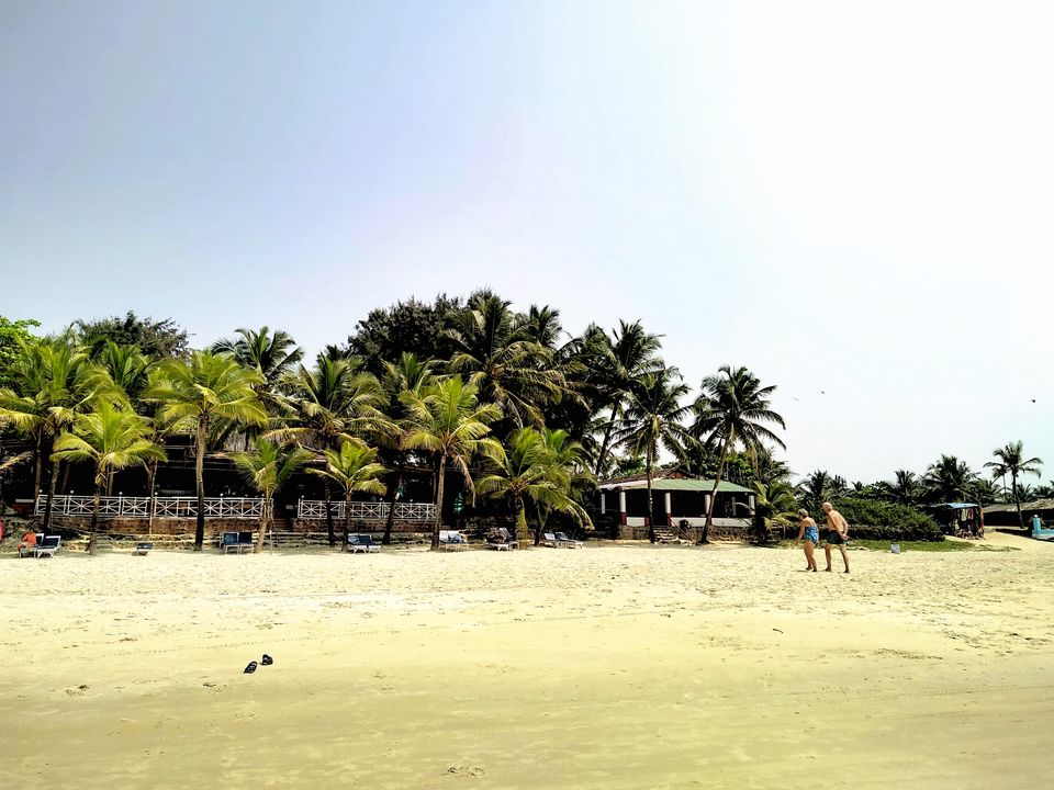 Photo of OYO 18441 Furtado's Beach House, Sernabatim Benaulim Rd, Pedda, Navelim, Goa, India by Sumi