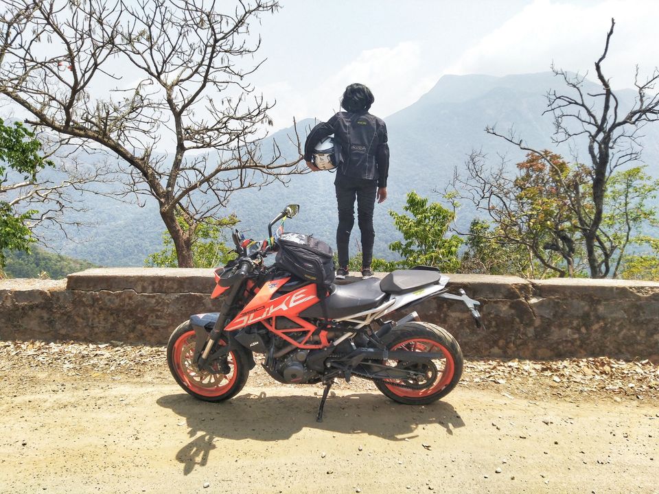 Photo of A girl and her bike ride to Bisle Ghat 4/6 by Roopitha Mallakki