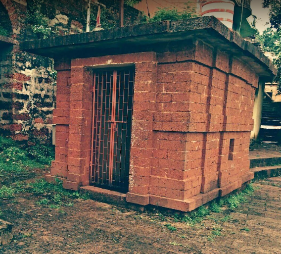 Photo of Budha Deula (ବୁଢା ଦେଉଳ), Bindu Sagar Road, Old Town, Bhubaneswar, Odisha, India by Siva Prasad