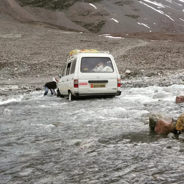 Photo of leh ladakh by Swarnil Kaushik