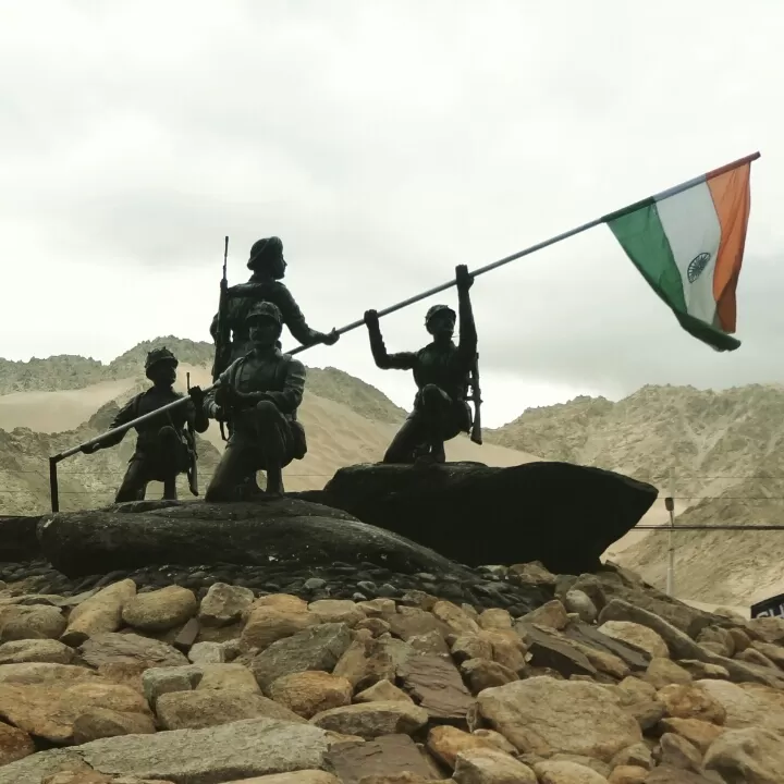 Photo of leh ladakh by Swarnil Kaushik