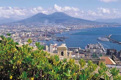 Photo of Hiking up the Vesuvius 4/7 by Sushmita Arora