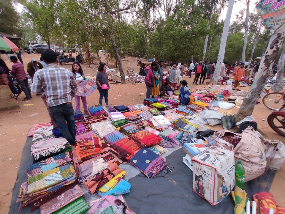 Photo of Sonajhurir Sanibarer Haat, Kabi Mohanpur, West Bengal, India by Punpun