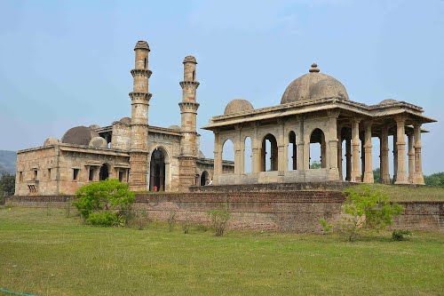 Photo of Champaner-Pavagadh Archaeological Park, Champaner, Gujarat, India by Sushant Panda