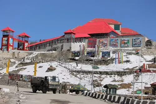 Photo of Nathu La, Sikkim, India by Sushant Panda