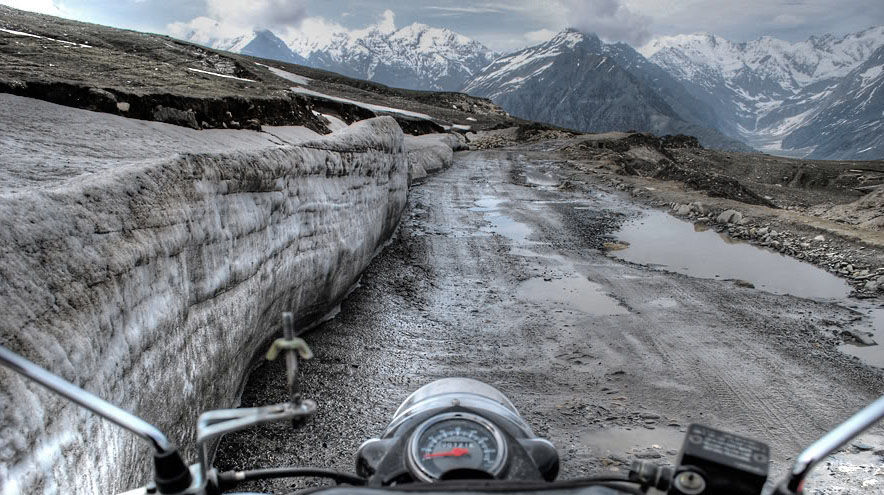 Photo of Rohtang La, Himachal Pradesh, India by Sushant Panda