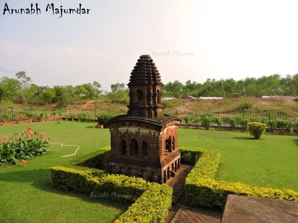 Photo of Bishnupur – Paragons in terracotta by Arunabha Majumdar