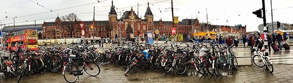 Photo of Exploring the bylanes of Amsterdam 1/5 by VINJABOND