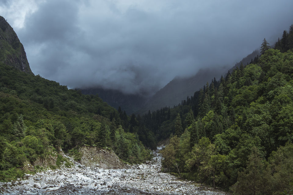 Photo of Ghangaria, Uttarakhand, India by Kangkan Thakuria