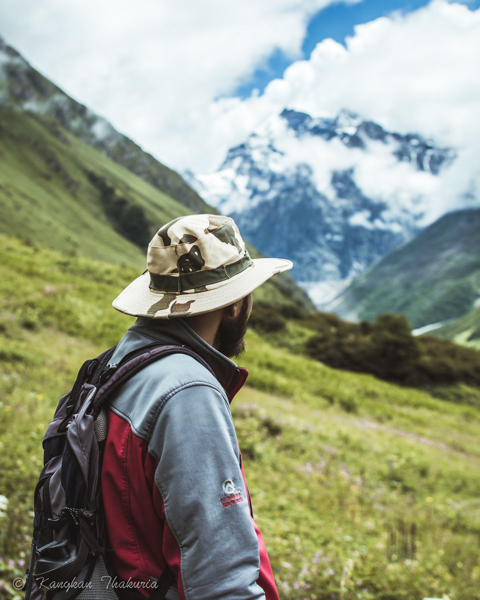 Photo of Trek to the Valley of Flowers and Hemkund Sahib by Kangkan Thakuria