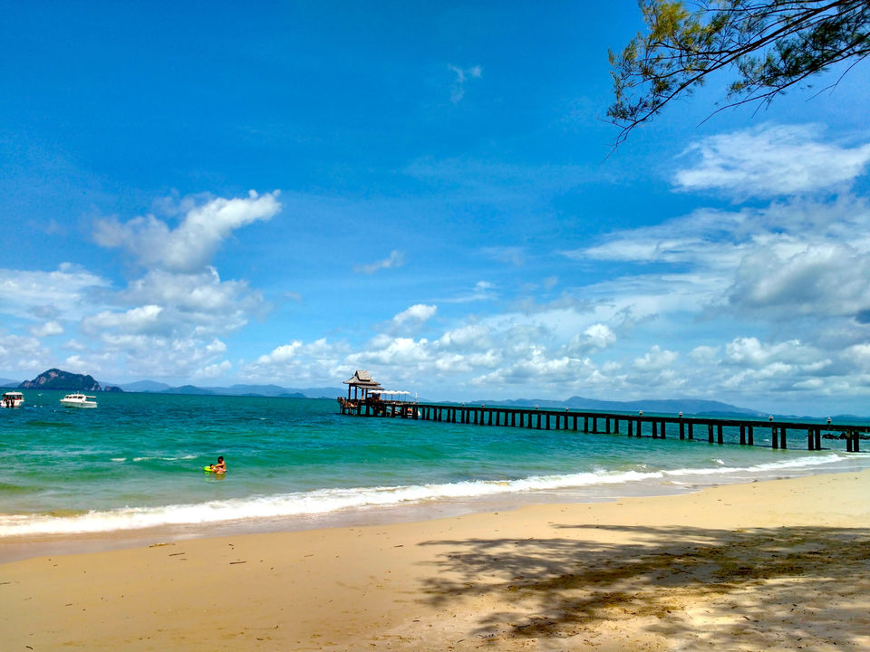 Photo of 10 reasons to visit Thailand beyond Elephants & Massage by Saee T