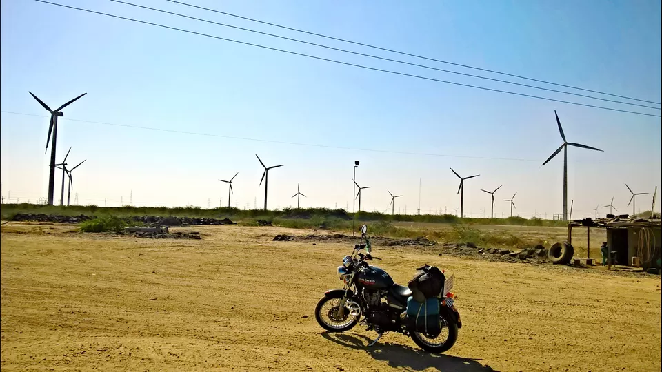 Photo of Samkhiyali, Gujarat, India by Suyash Kulkarni