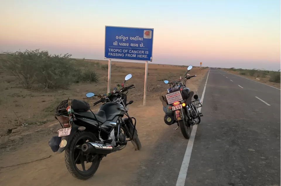 Photo of Rann of Kutch, Kutch, Gujarat, India by Suyash Kulkarni