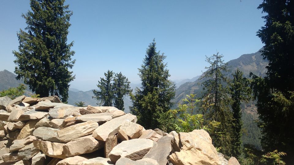 Photo of Sojha, Himachal Pradesh, India by Abhishek Tyagi