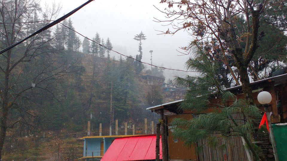 Photo of Jibhi: Our first Experience with Snowfall in Himachal! by Abhishek Tyagi
