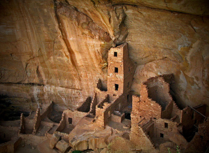 Photo of Mesa Verde, Colorado, United States by Valerie Fidan