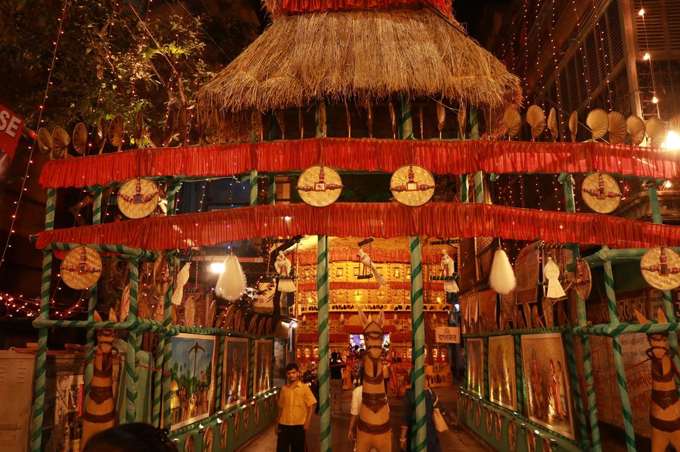Photo of Experience kolkata at it's best during Puja festival by Sangeet Rao