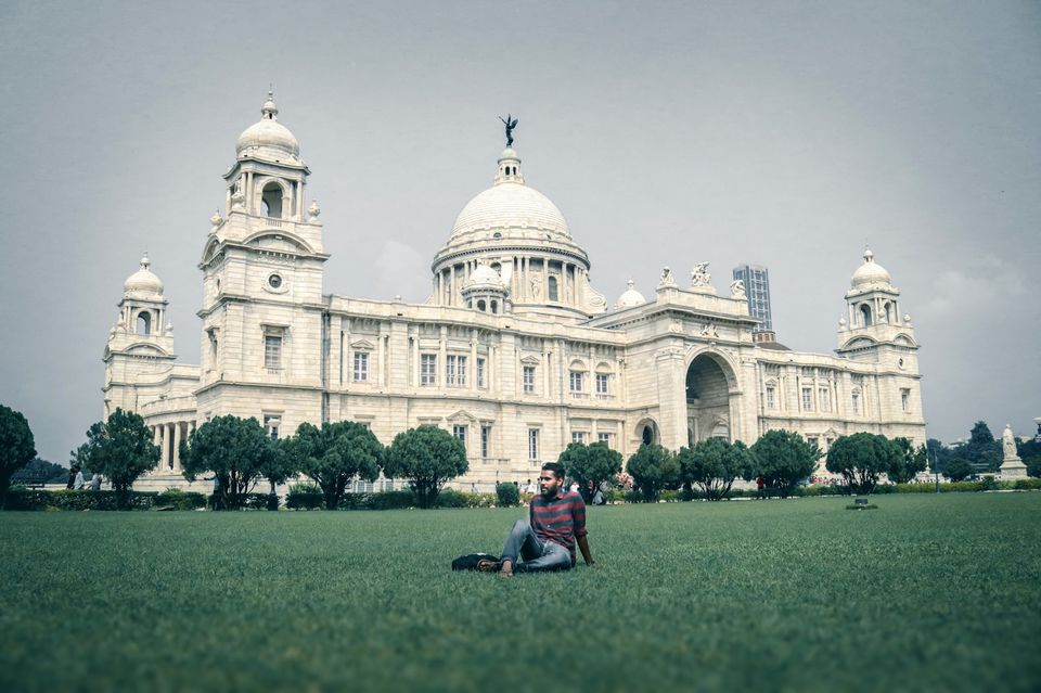 Photo of Experience kolkata at it's best during Puja festival by Sangeet Rao