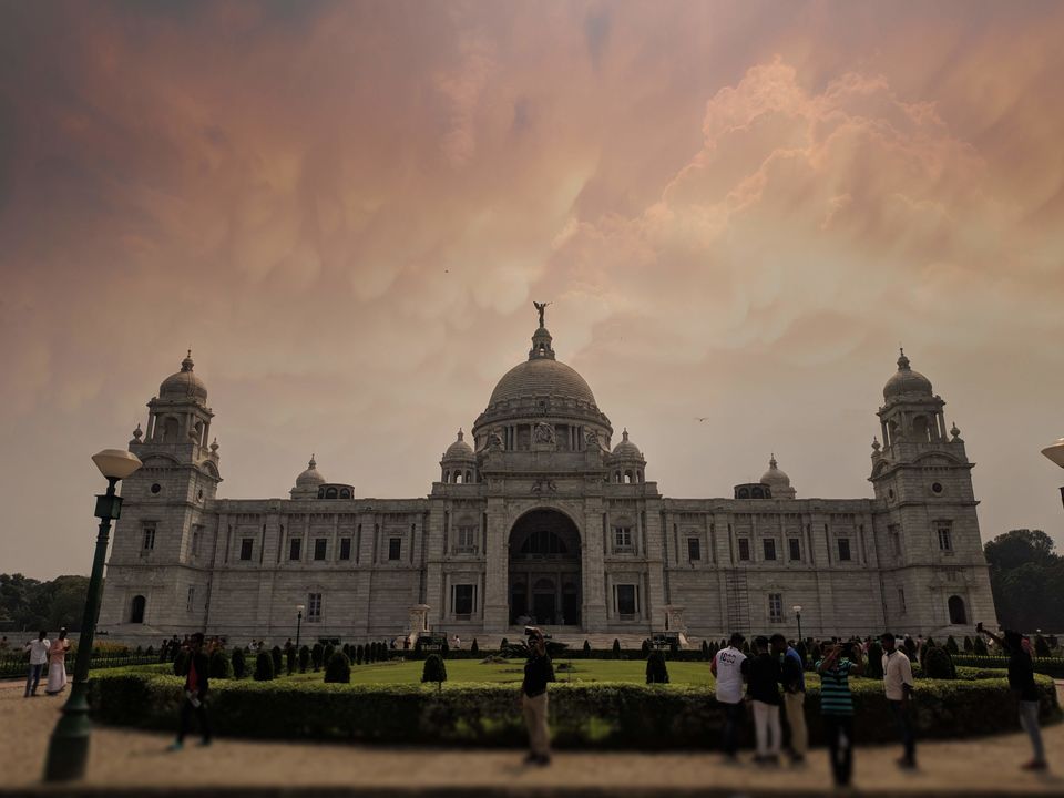Photo of Experience kolkata at it's best during Puja festival by Sangeet Rao