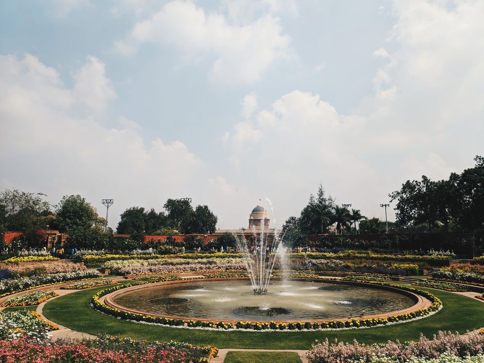 Photo of Mughal Gardens, Rashtrapati Bhawan, President's Estate, New Delhi, Delhi, India by Sangeet Rao