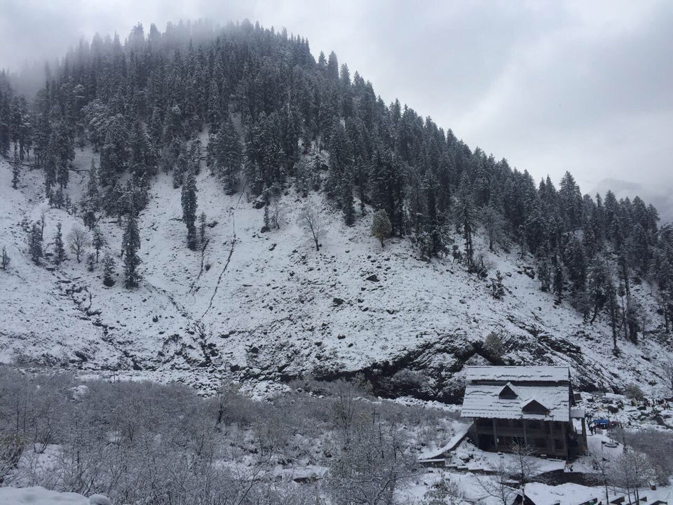 Photo of Manali, Himachal Pradesh, India by Nomadicnesters