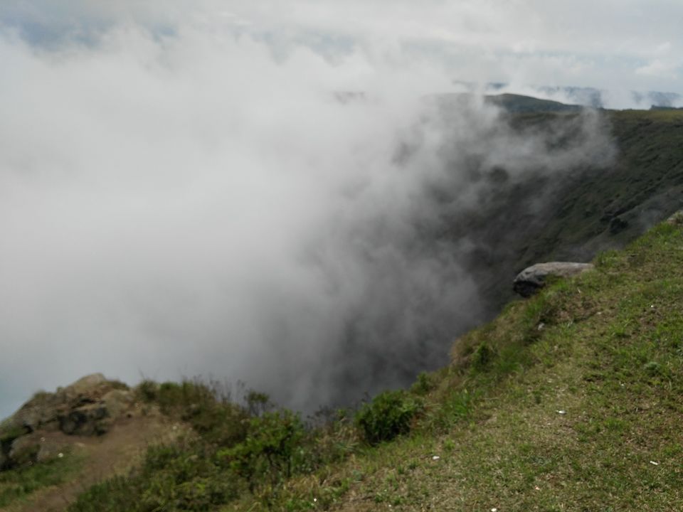 Photo of Laitlum Canyon Ridge, Laitlum, Meghalaya, India by Namrata Bordoloi