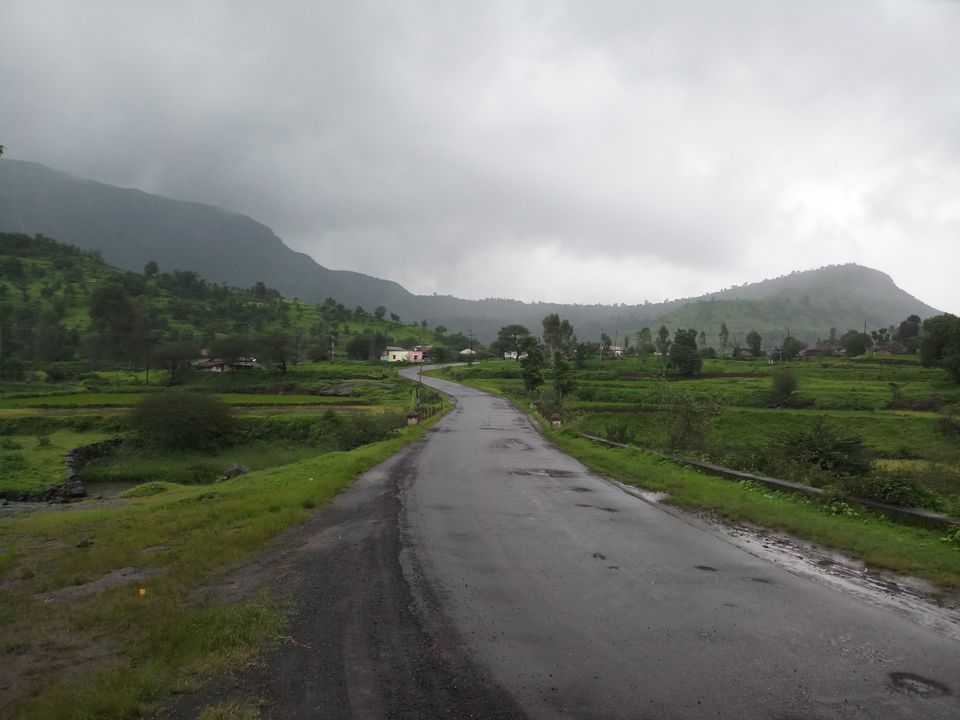 Photo of kalsubai Treking And Camping, Bari, Maharashtra, India by Juhi Issar