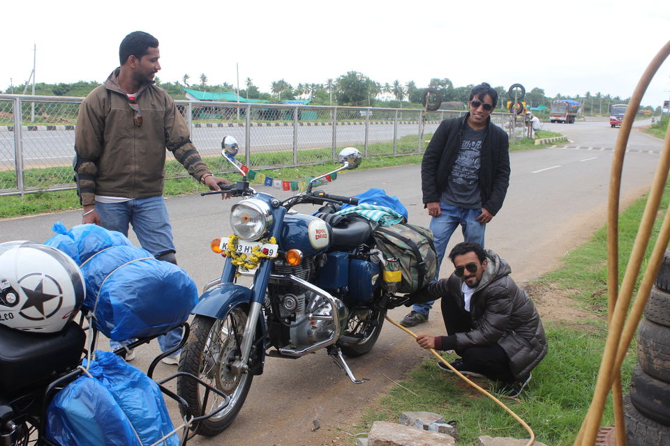 Photo of Story Along NH - 48 by Arjun