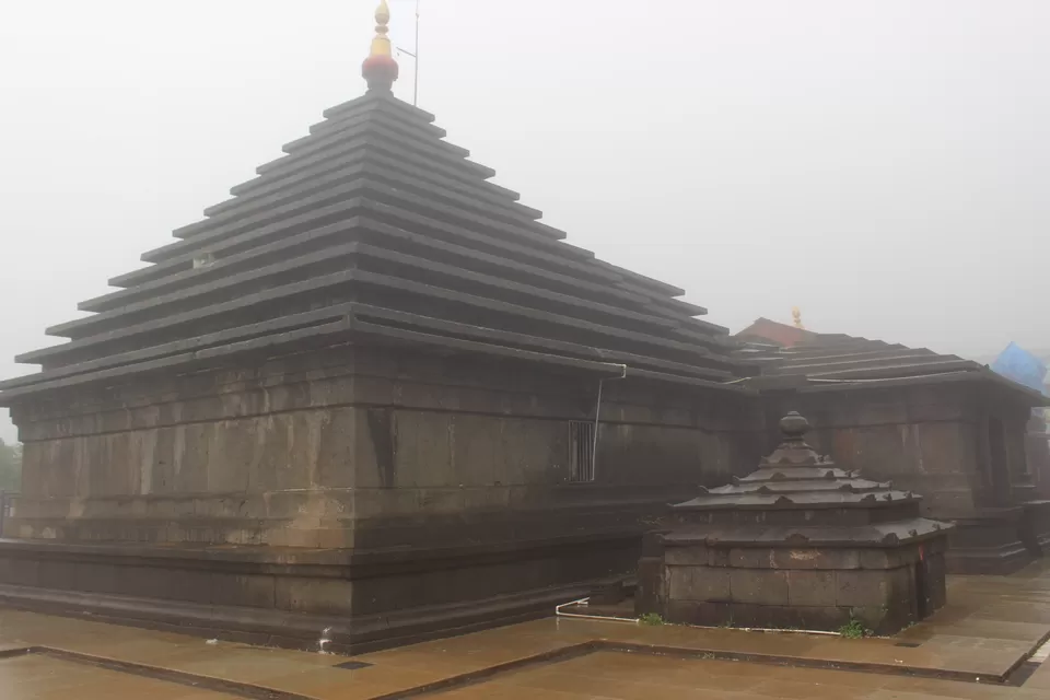 Photo of Shree Mahabaleshwar Mandir, Old Mahabaleshwar, Maharashtra, India by Arjun