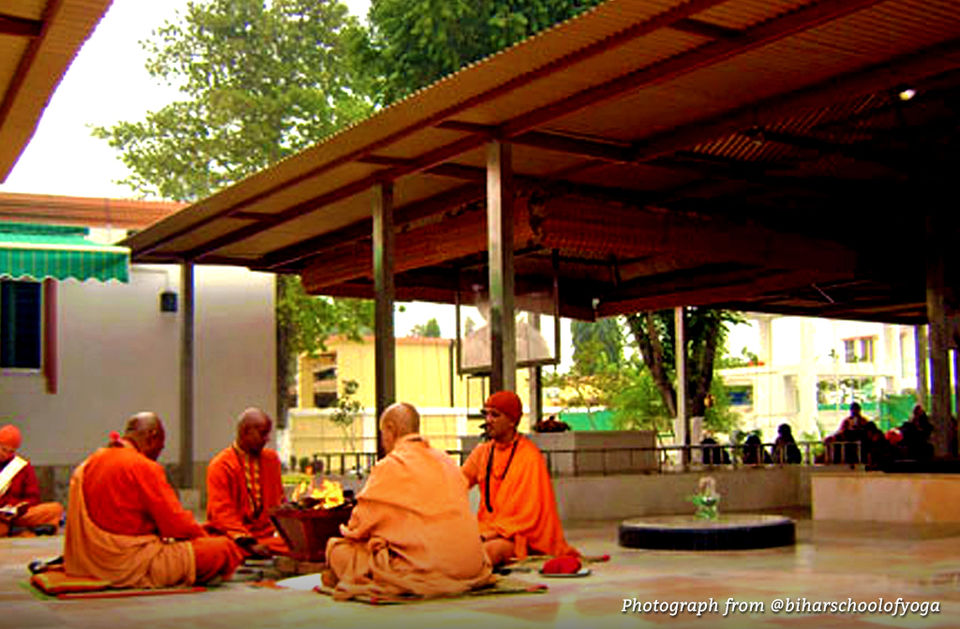 Photo of Top 5 Yoga Teacher Trainings In India 7/7 by Shalini