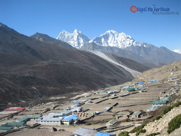 Photo of 13 Days Mount Everest Base Camp Trek 3/9 by Nepal Mother House Treks