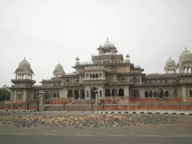 Photo of Albert Hall Museum, Jaipur, Rajasthan, India by letsflipflop