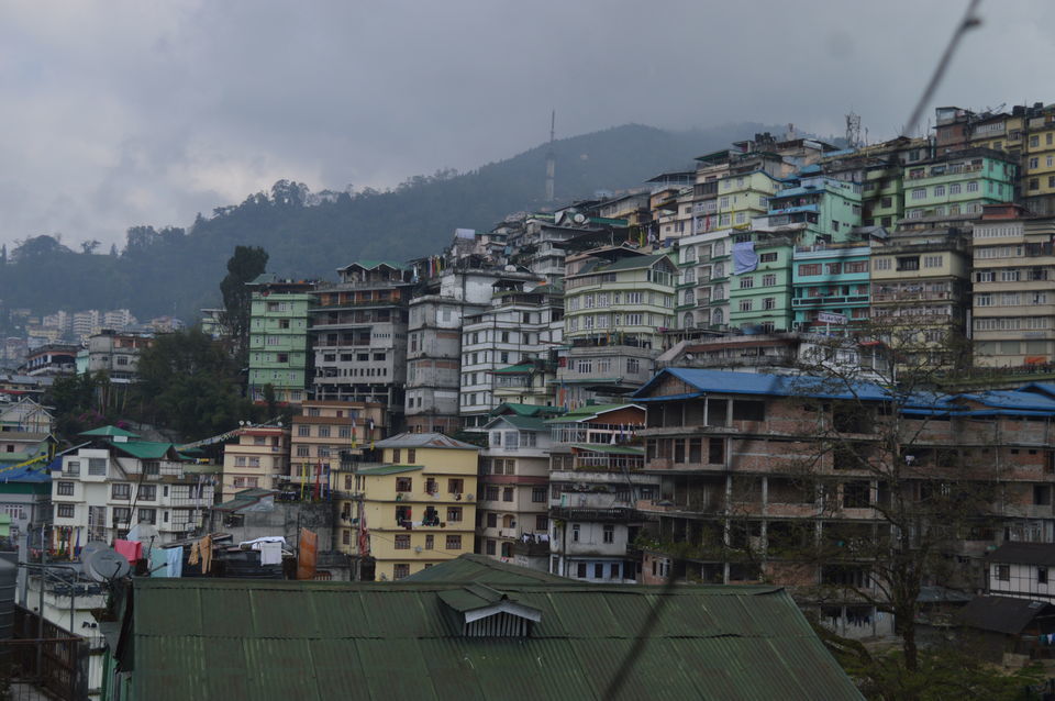 Photo of #TripotoClicksHimalayas - When I surrendered myself into the laps of the ranges of Sikkim! 4/7 by Hardik Khandelwal