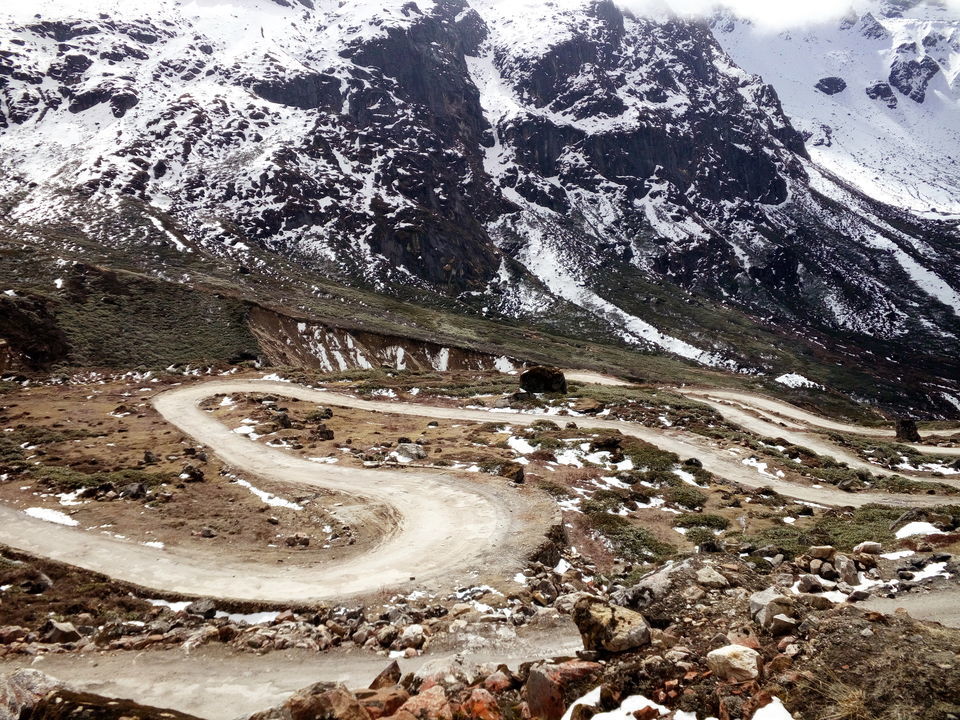 Photo of #TripotoClicksHimalayas - When I surrendered myself into the laps of the ranges of Sikkim! 5/7 by Hardik Khandelwal