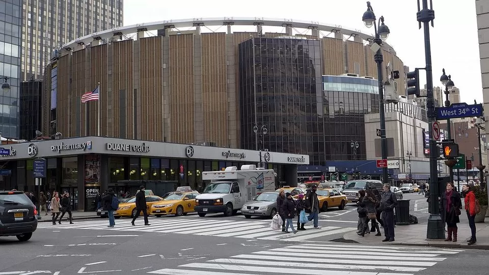 Photo of Madison Square Garden, Pennsylvania Plaza, New York, NY, United States by Dev Iyer