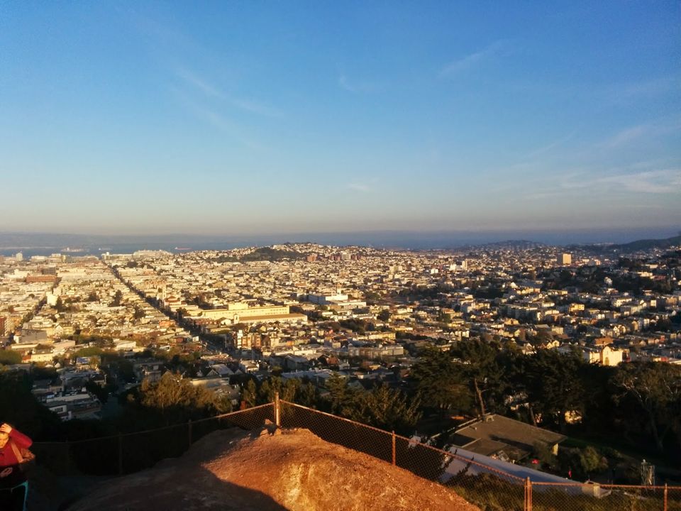 Photo of San Francisco on a bike 8/11 by Akshat Harbola
