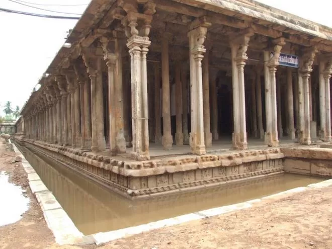 Photo of Sri Ranganathar Swamy Temple, Srirangam, Tiruchirappalli, Tamil Nadu, India by lonely musafir