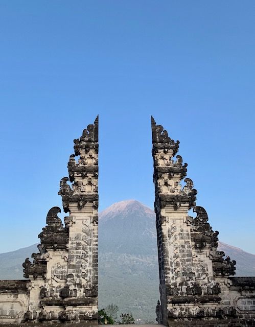 Photo of Endless Summer: The Ultimate Guide to Bali 1/1 by Tushita
