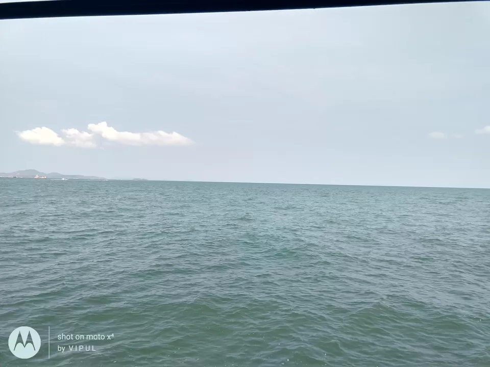 Photo of Pattaya Coral Island, Pattaya City, Bang Lamung District, Chon Buri, Thailand by Vipul Vichare
