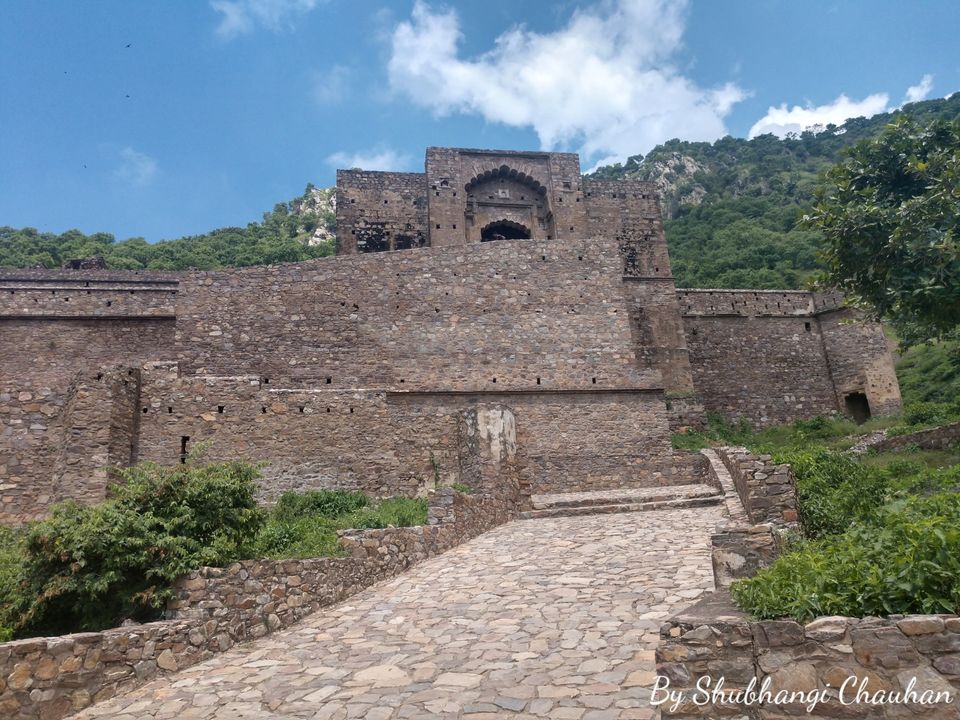 Photo of Bhangarh Fort, Rajasthan 12/25 by Shubh