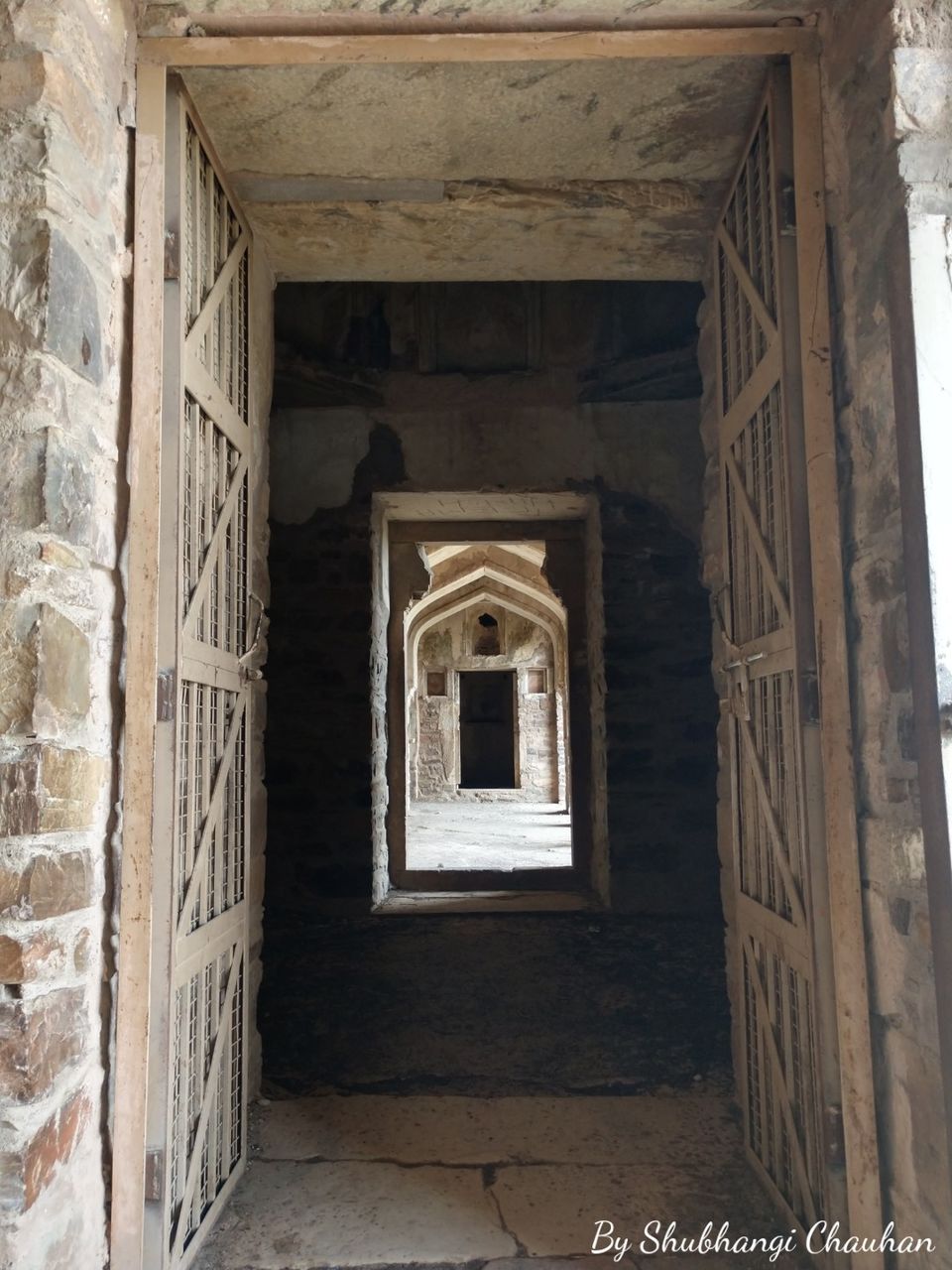 Photo of Bhangarh Fort, Rajasthan 15/25 by Shubh