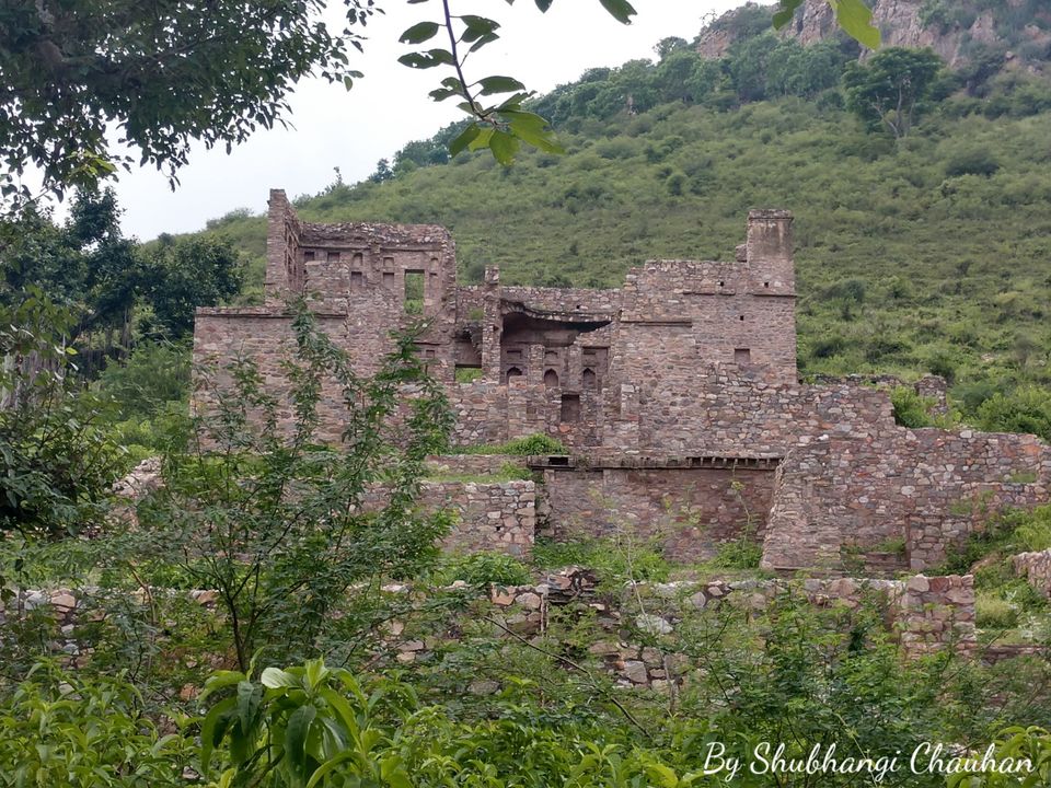 Photo of Bhangarh Fort, Rajasthan 23/25 by Shubh