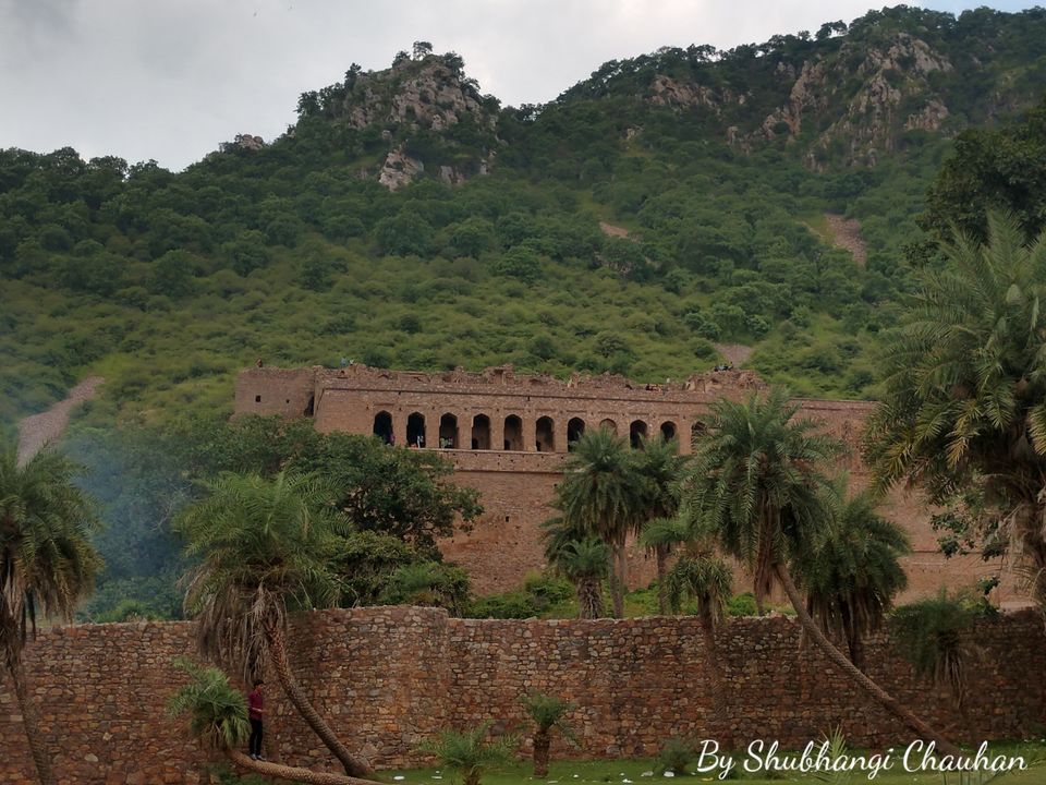 Photo of Bhangarh Fort, Rajasthan 24/25 by Shubh
