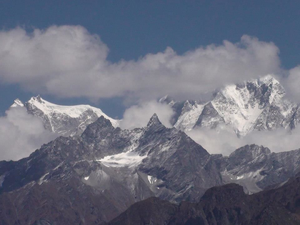 Photo of Auli: True freedom lies in mountain wilderness and travelling 4/7 by Somnath