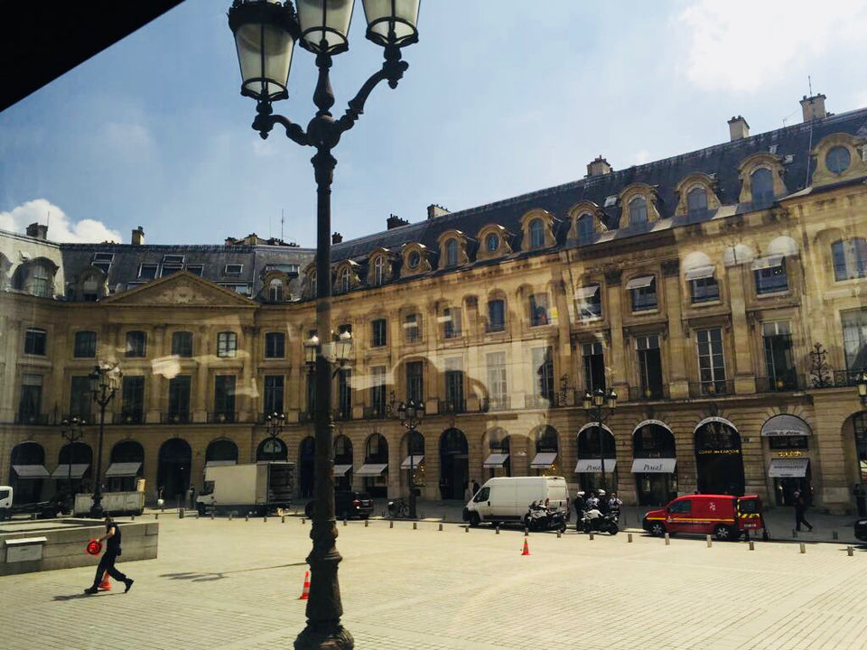 Photo of Disneyland Paris, Marne-la-Vallée, France by Sadhna Bourai