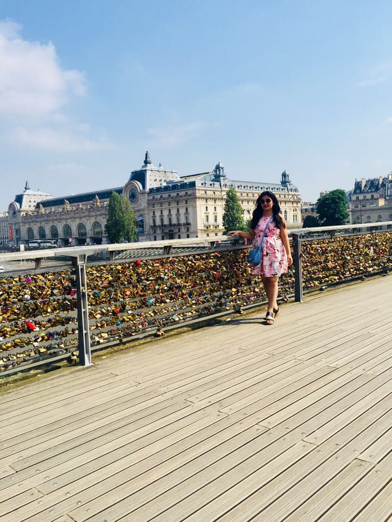 Photo of Disneyland Paris, Marne-la-Vallée, France by Sadhna Bourai